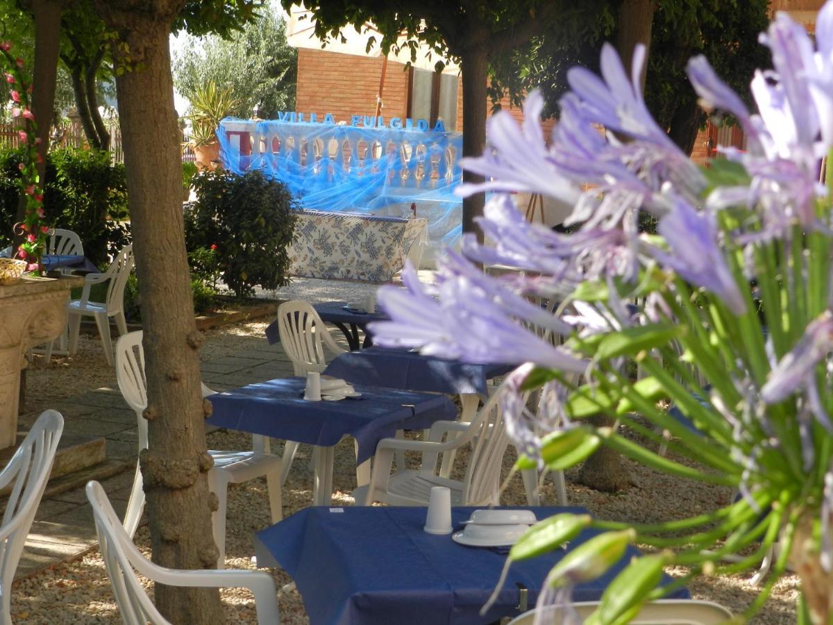 Hotel Villa Fulgida 카톨리카 외부 사진