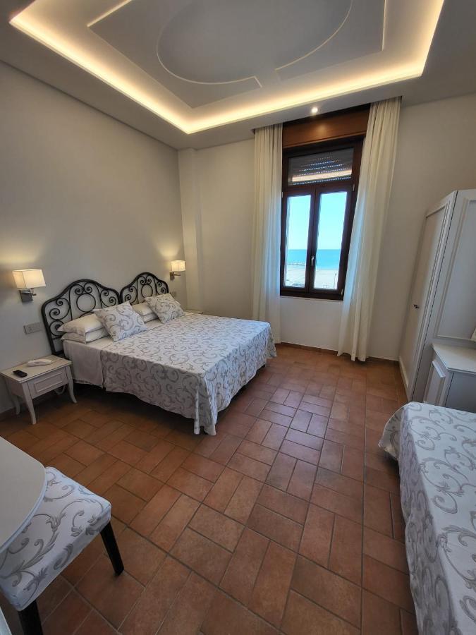 Hotel Villa Fulgida 카톨리카 외부 사진